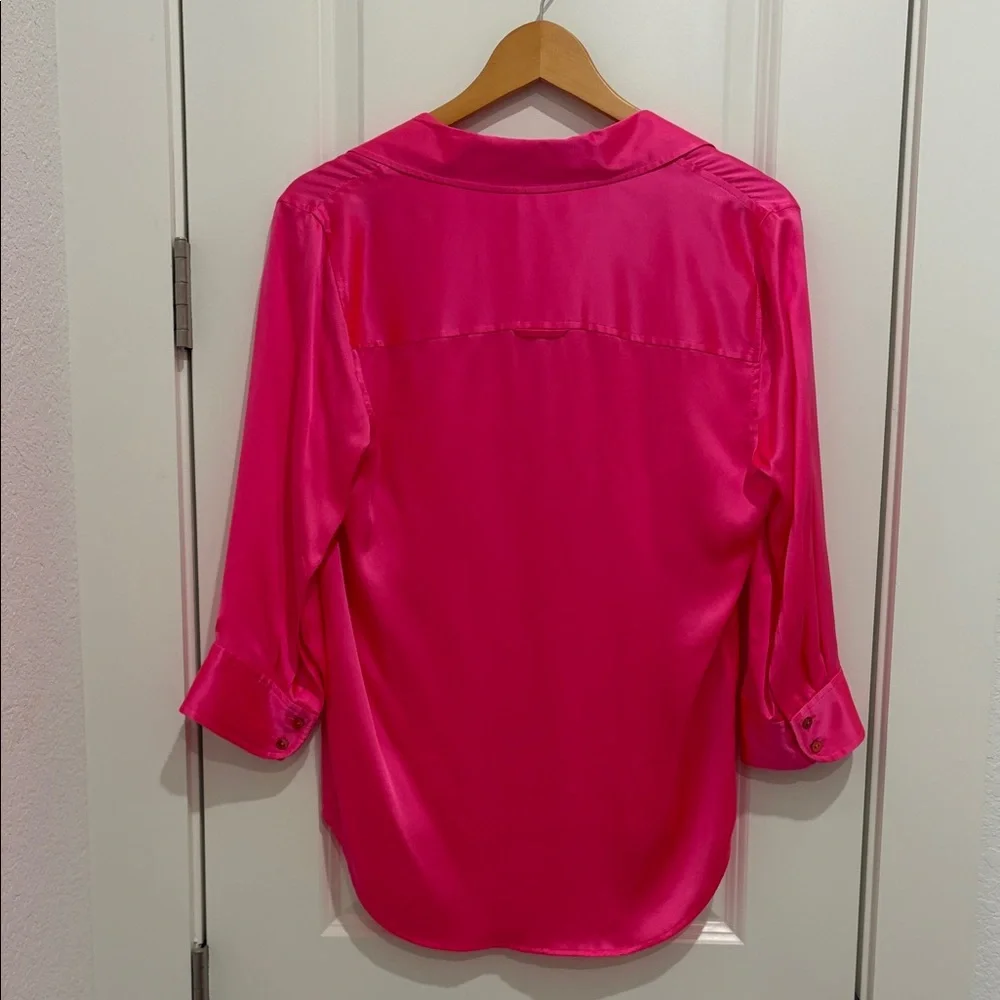 L'AGENCE Vibrant Pink Satin Blouse - Picture 3 of 3